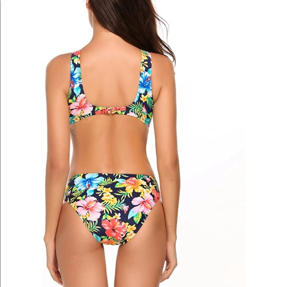 🌺NWT Hawaiian Floral Cut Out One Piece Monokini - Picture 5 of 13
